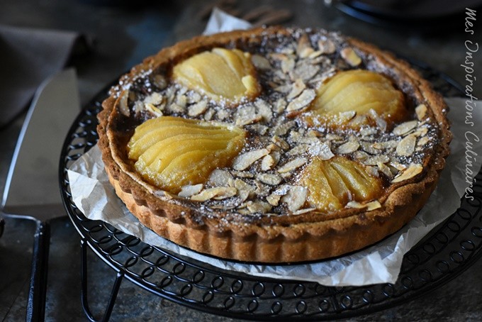 Grushevyy tart i imbirnyy krem