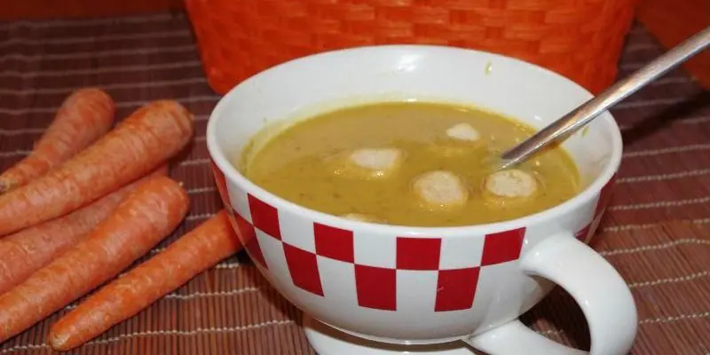 Kashtanovo morkovnoe velyute