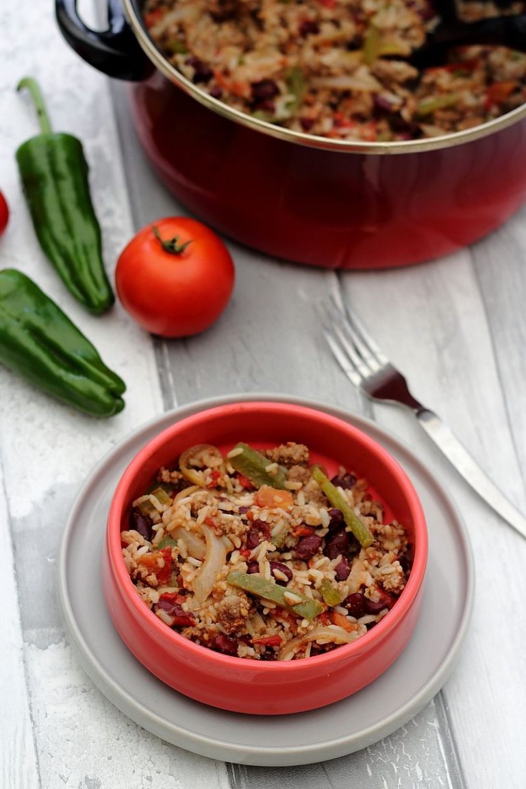 Odin gorshok chili kon karne