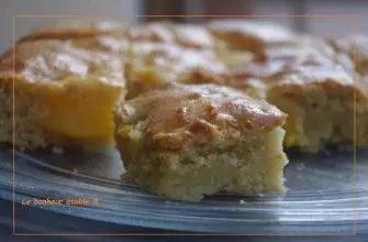 Persikovyy pirog bez yaits i masla
