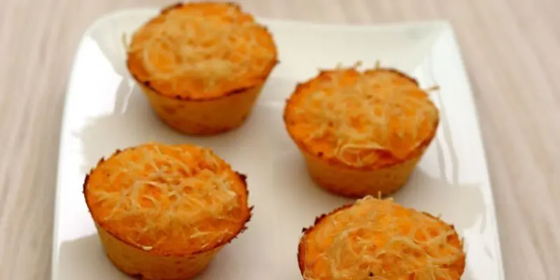 Polenta s morkovyu i syrom gryuyer