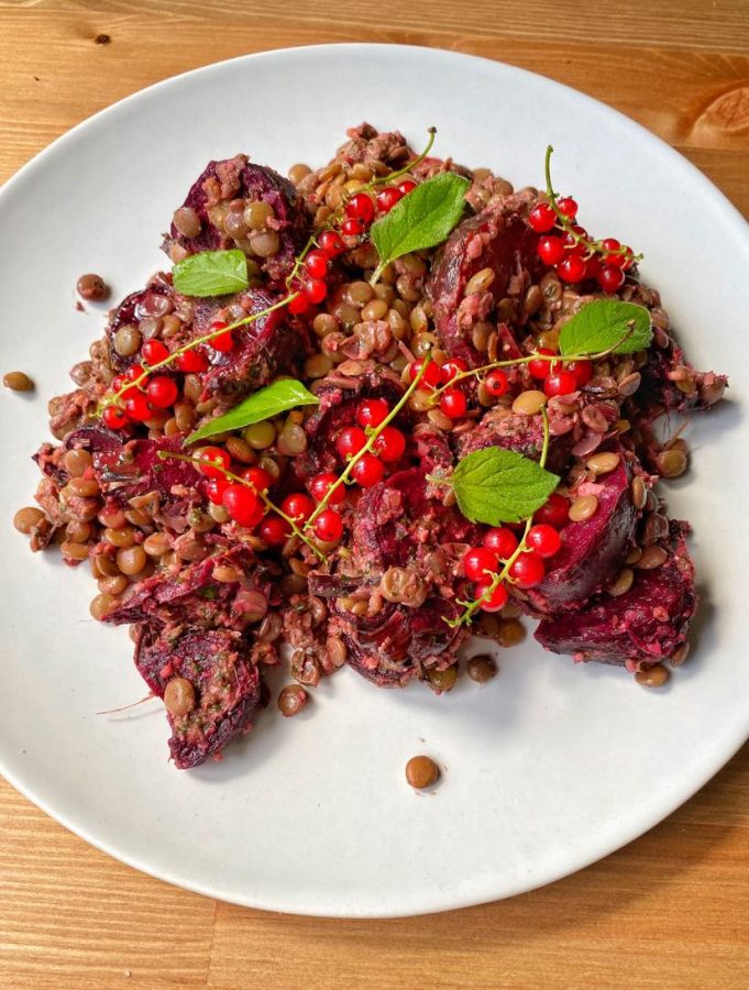 Salat iz svekly i chechevitsy vkusno prosto veganskiy